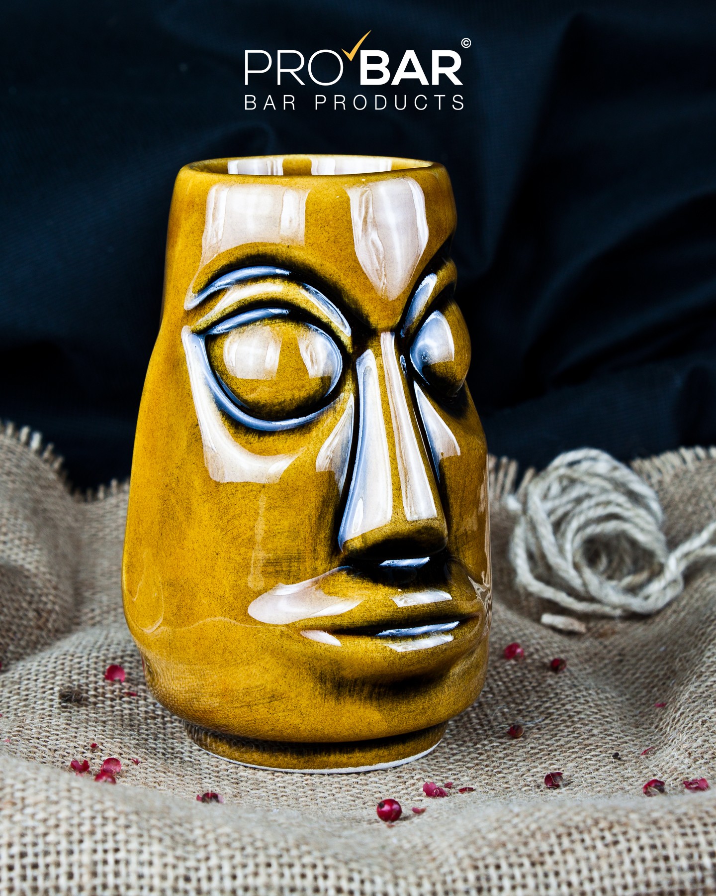 Taza tiki Moai miel, cerámica pintada a mano