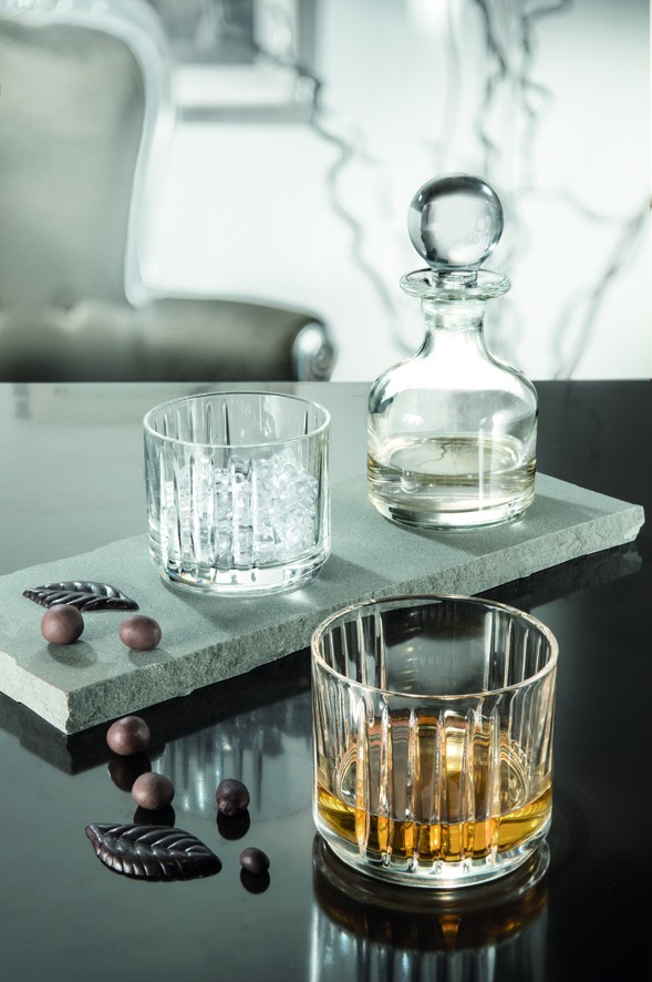 Kit de degustación de destilados, botella y 2 vasos - Imagen 4