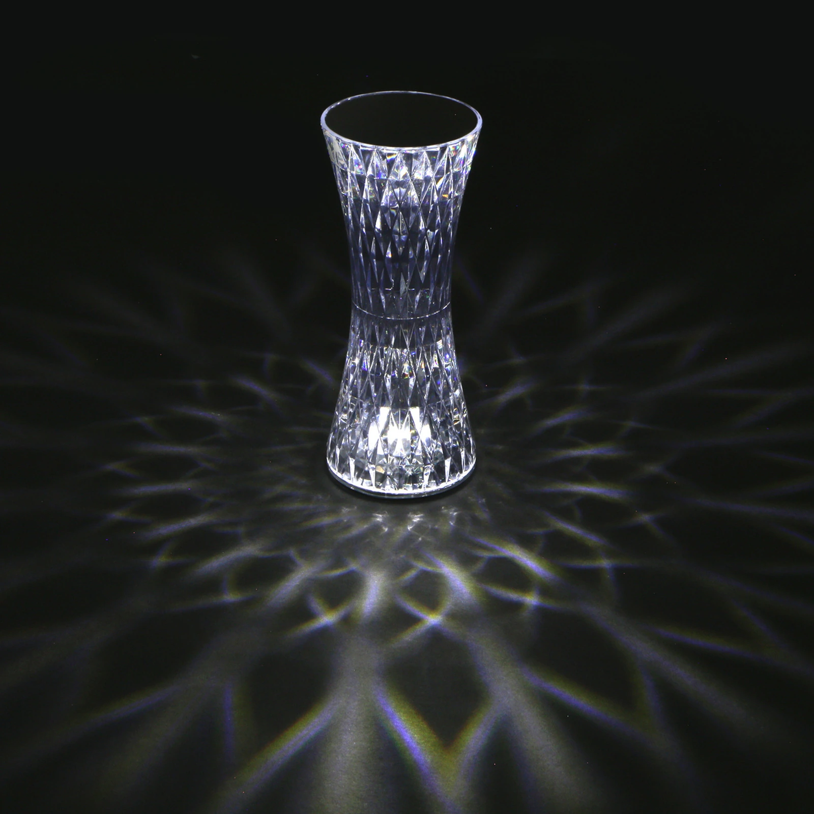 lámpara de mesa LED Reflex recargable y regulable, base de 8 cm y 19 cm de alto